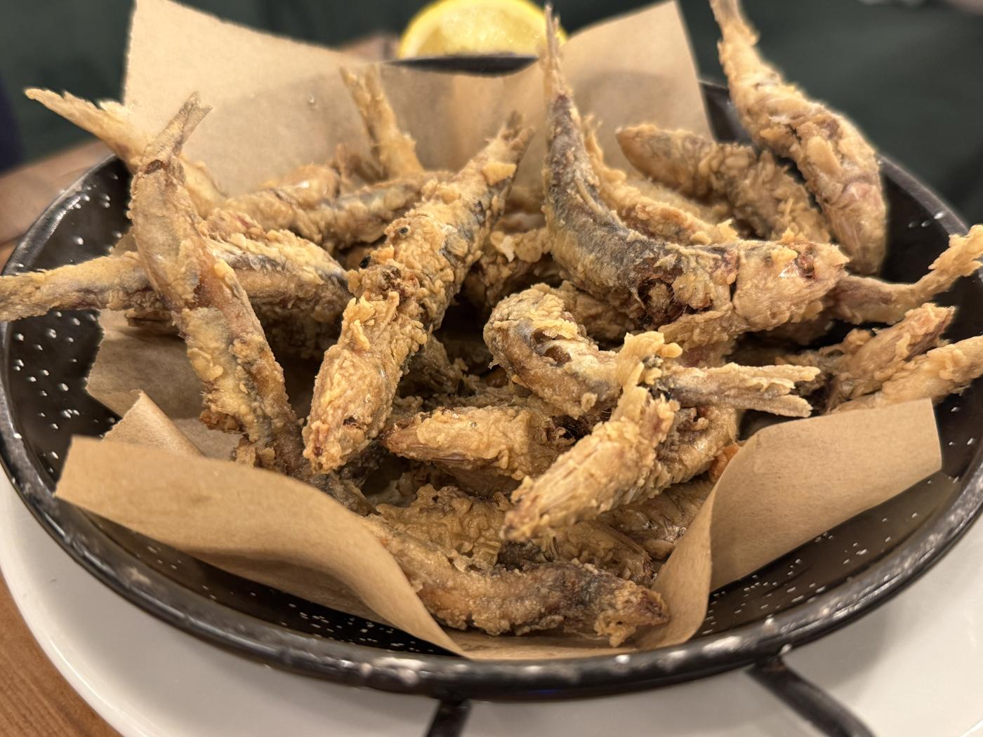 炸小魚