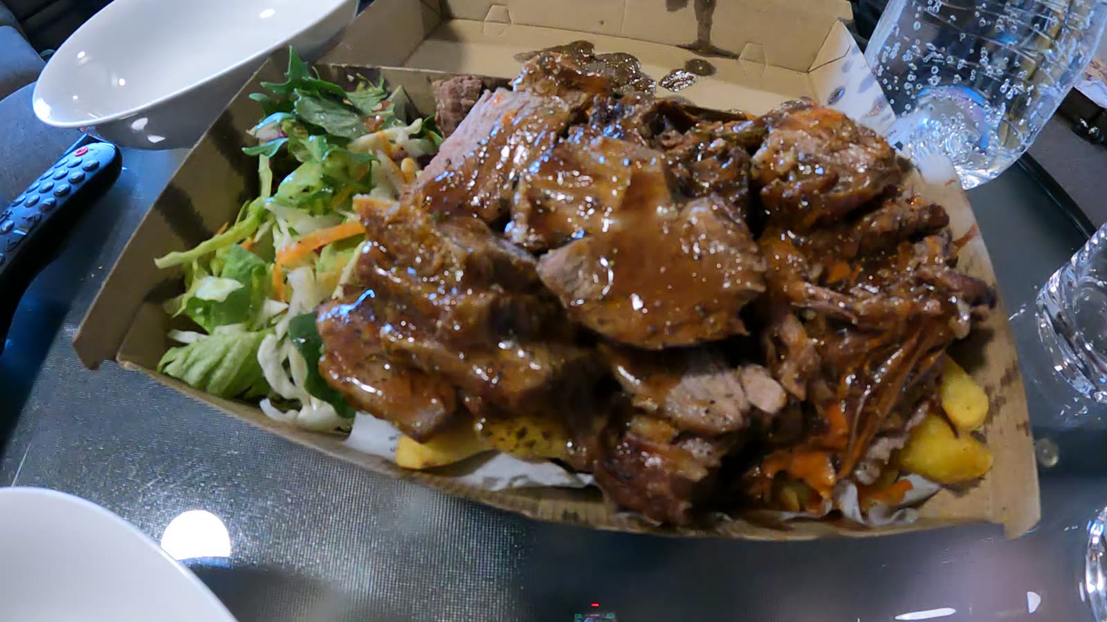 燉牛肉和羊肉
