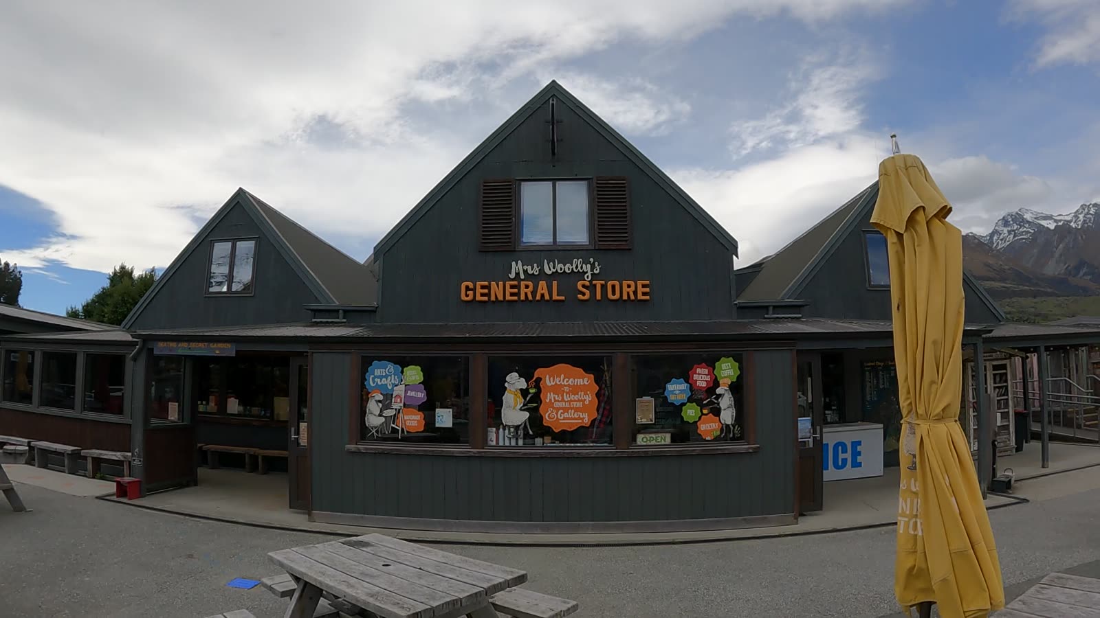 格萊諾基的雜貨店